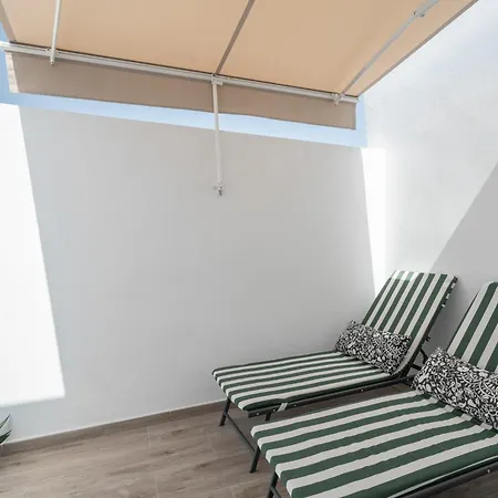 Atico, Sol Y Terraza Privada Guaza